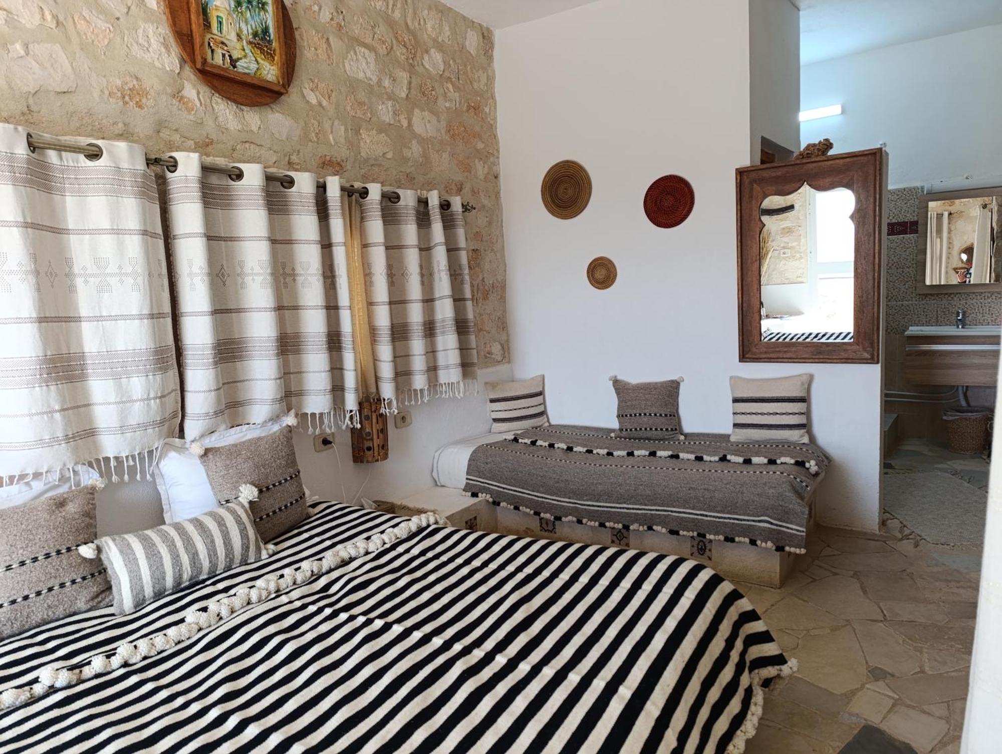 Dar Ayed Tamezret Hotel Tamazrat Екстериор снимка